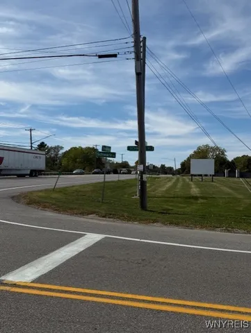 $114,900 | 6218 Broadway, Lancaster, NY 14086