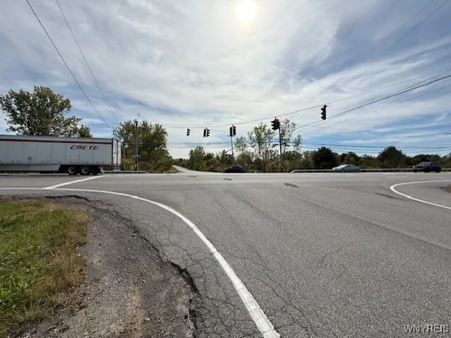 $114,900 | 6218 Broadway, Lancaster, NY 14086