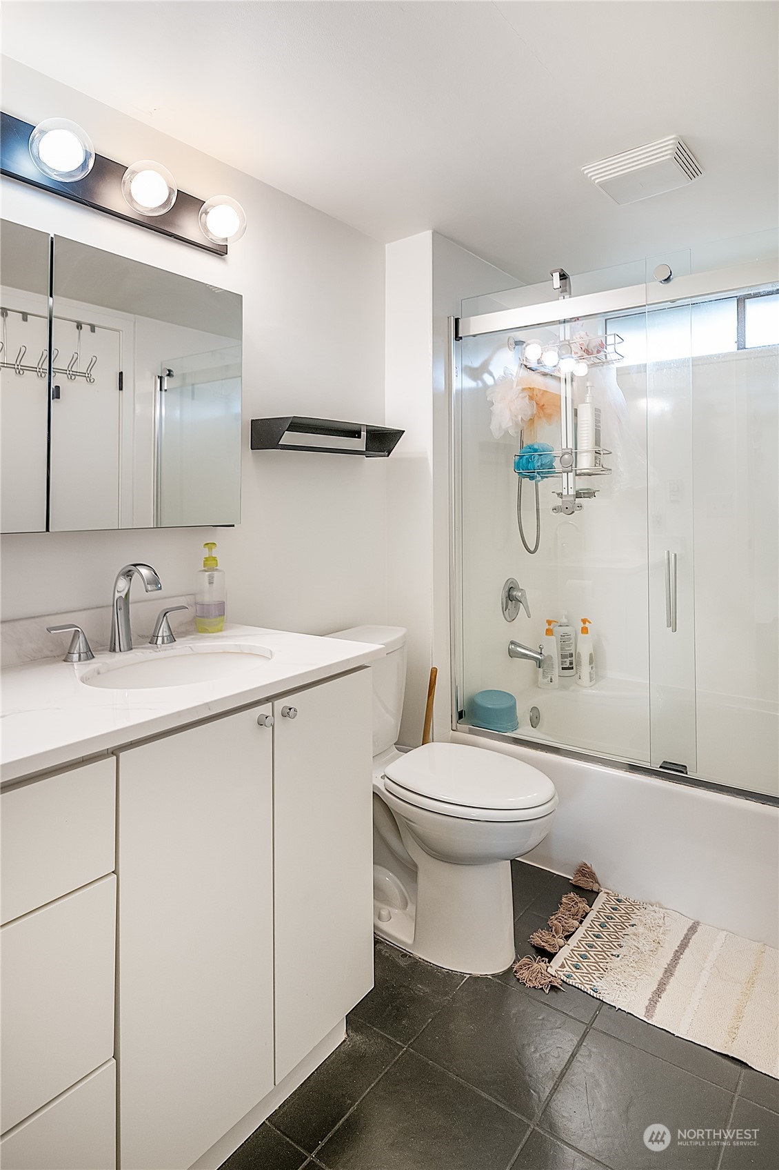 138 Southwest 116th Street, Unit G31 Seattle, WA 98146 - Photo 14 of 27 Gallery Image 14