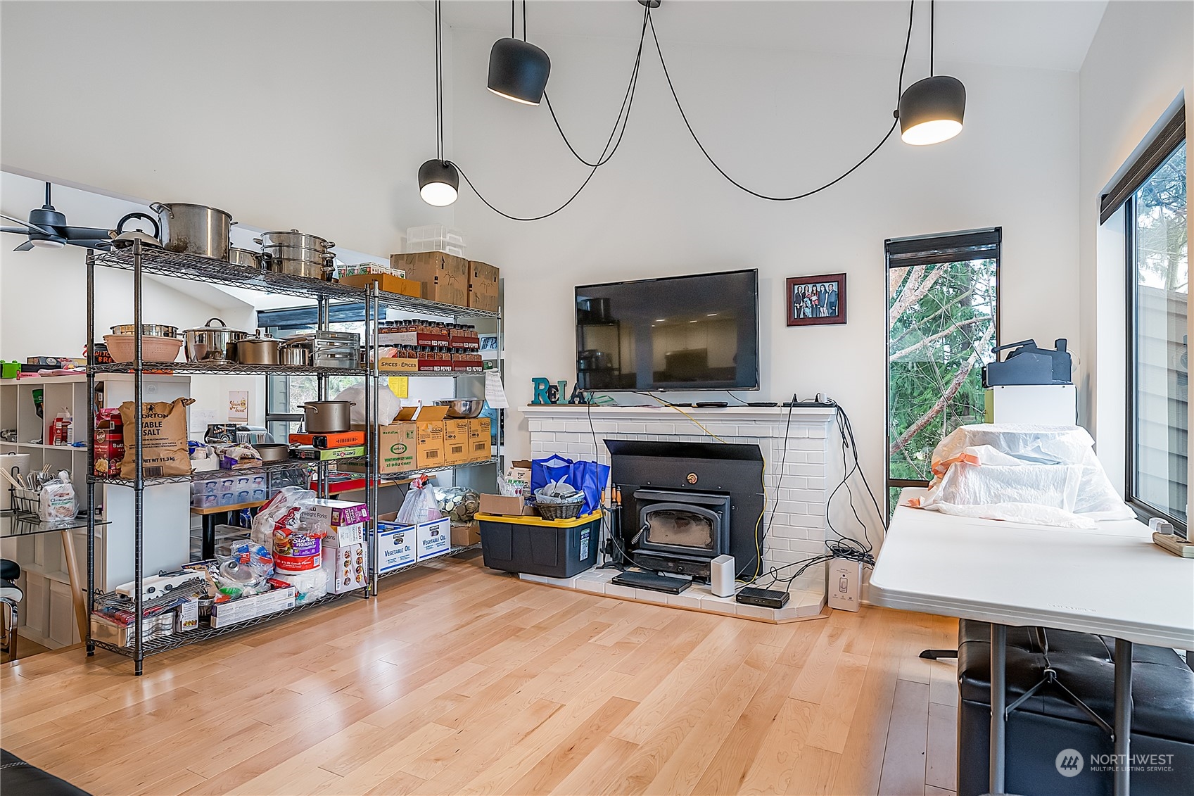 138 Southwest 116th Street, Unit G31 Seattle, WA 98146 - Photo 2 of 27 Gallery Image 2