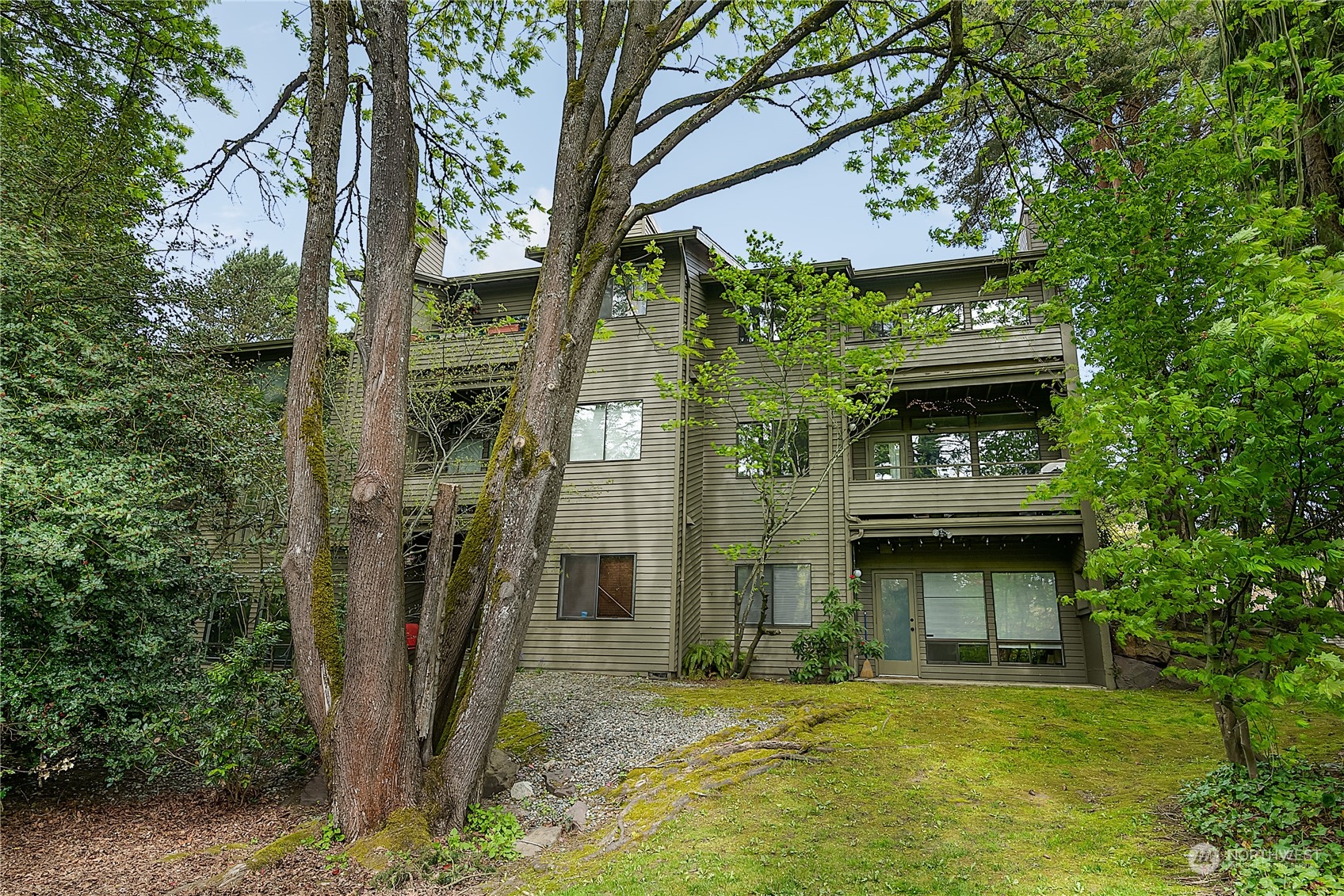 138 Southwest 116th Street, Unit G31 Seattle, WA 98146 - Photo 24 of 27 Gallery Image 24