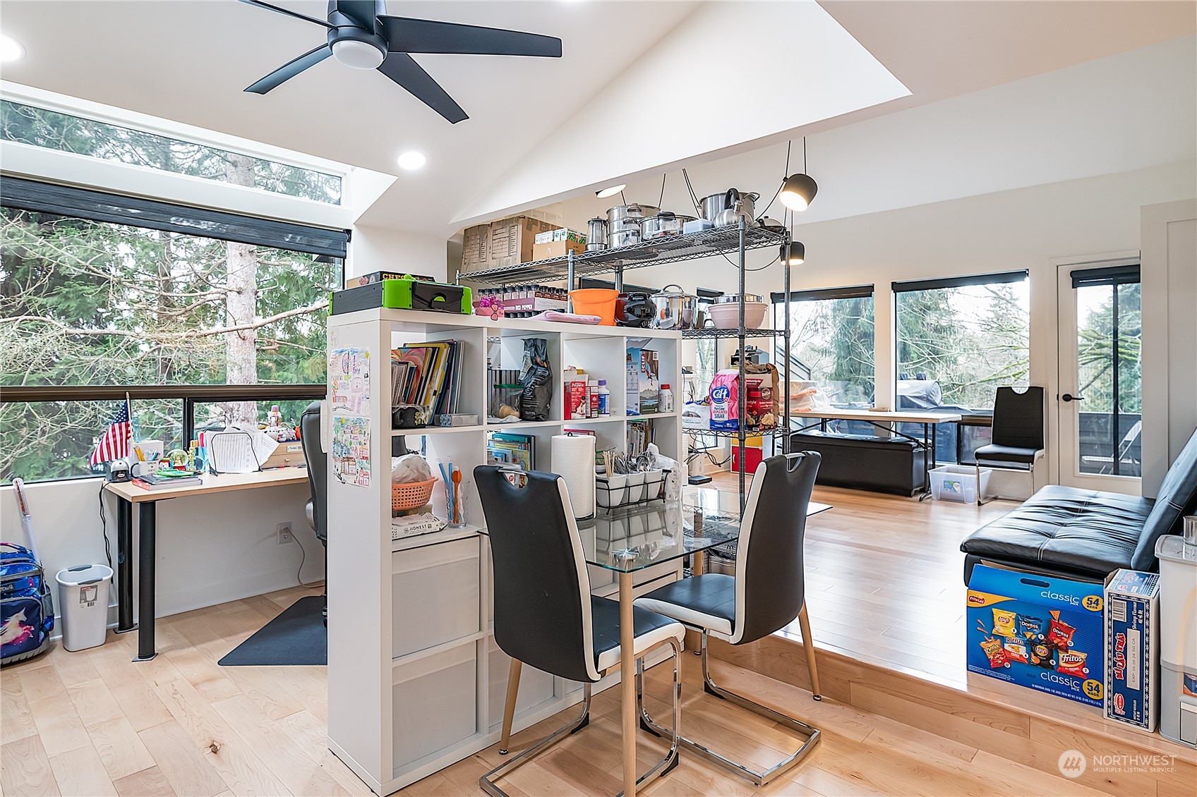 138 Southwest 116th Street, Unit G31 Seattle, WA 98146 - Photo 5 of 27 Gallery Image 5