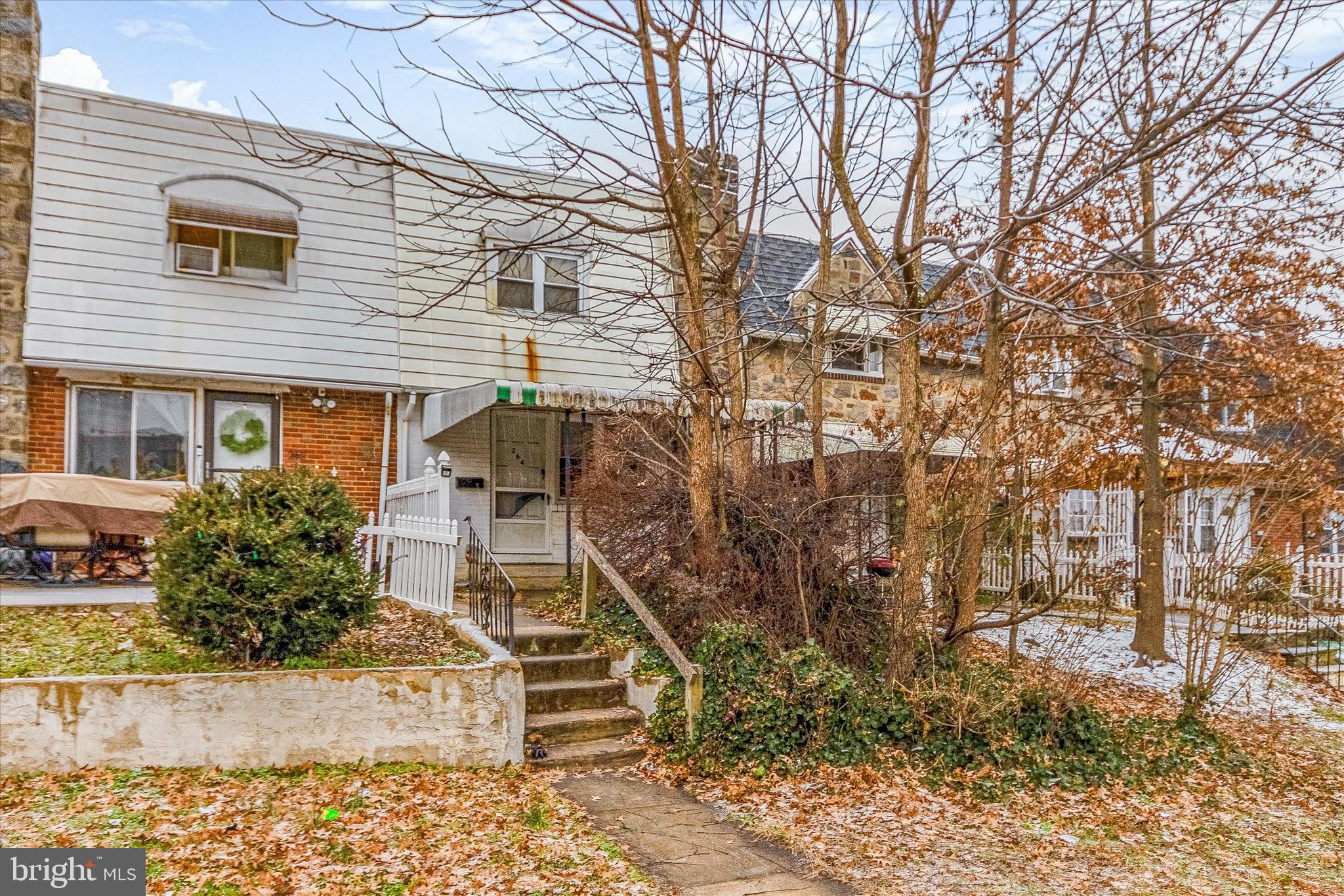264 Springton Road Upper Darby, PA 19082 - Photo 1 of 35