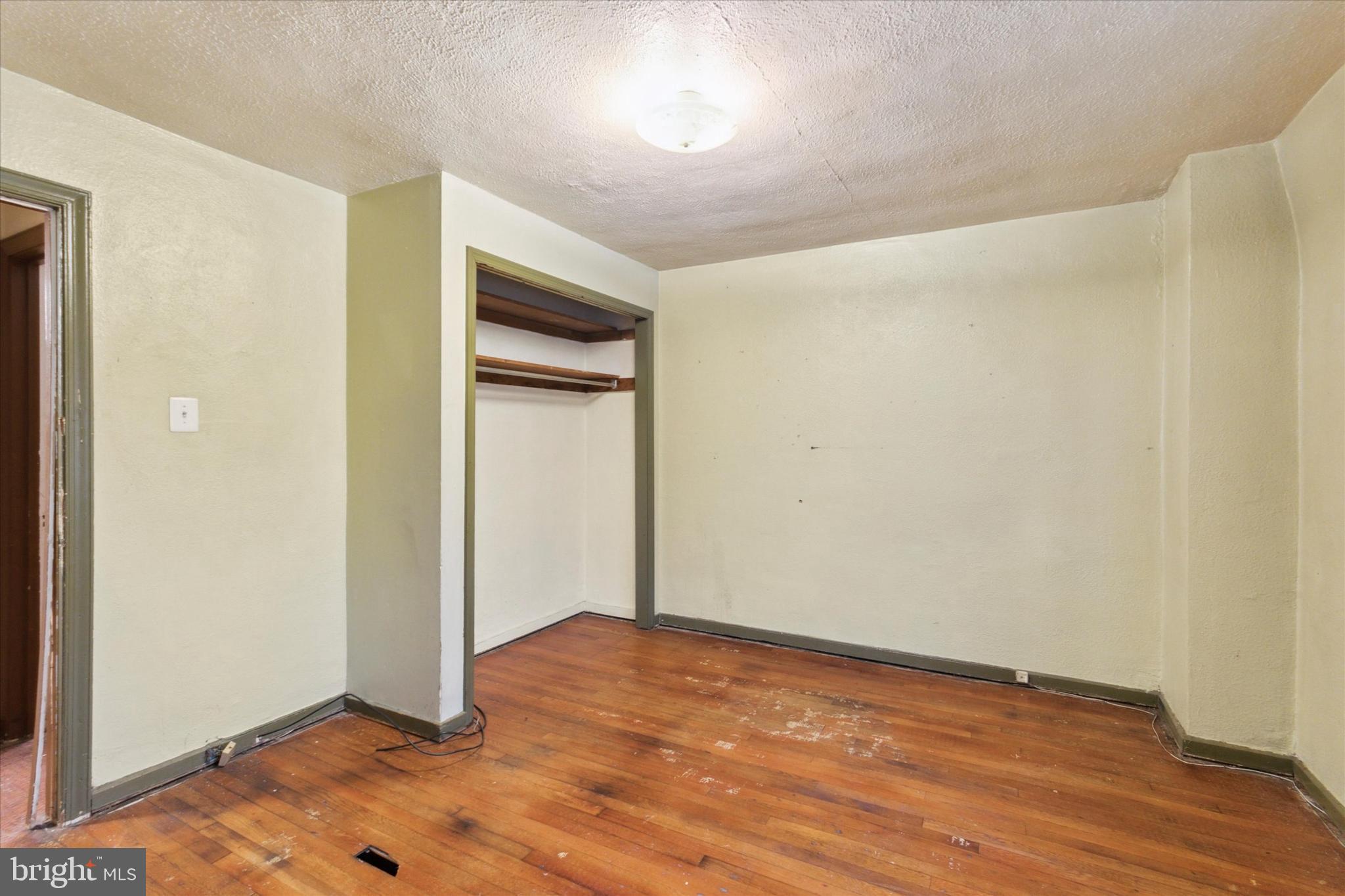 264 Springton Road Upper Darby, PA 19082 - Photo 28 of 35