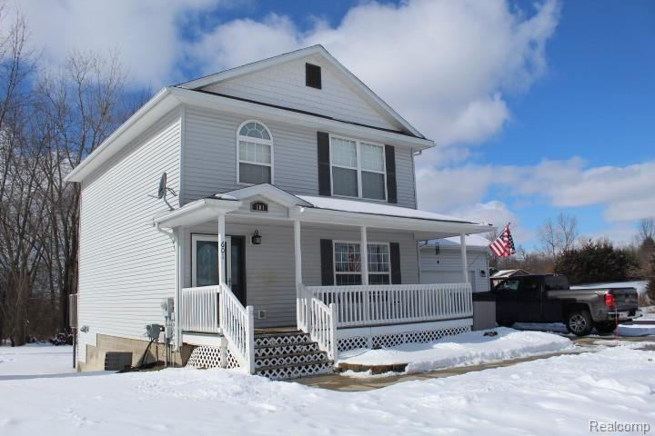 601 Garden Lane Perry, MI 48872 - Photo 1 of 17