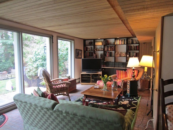 34 Arnold Road Wellesley, MA 02481 - Photo 15 of 19 Gallery Image 15