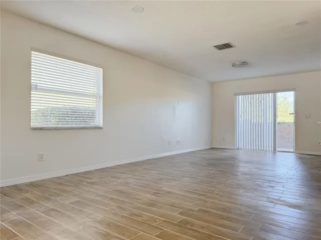 $2,100 | 760 Cresting Oak Circle, Orlando, FL 32824