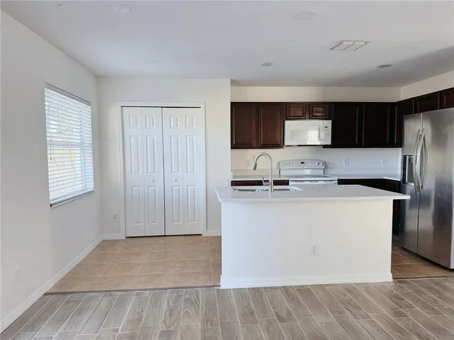 $2,100 | 760 Cresting Oak Circle, Orlando, FL 32824