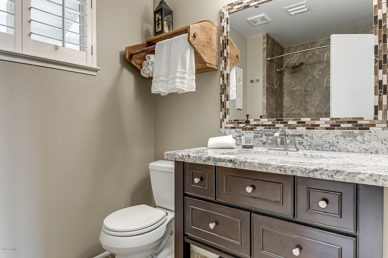1838 East Redfield Road Phoenix, AZ 85022 - Photo 31 of 64 Hall Bathroom
