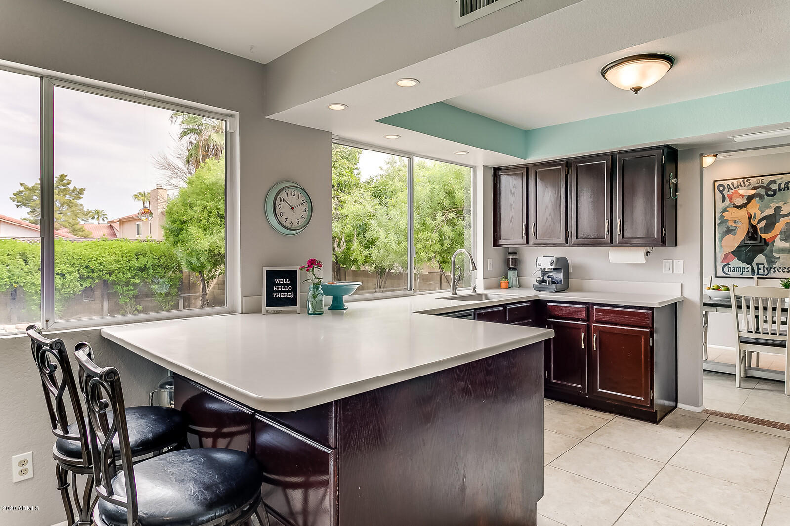 1838 East Redfield Road Phoenix, AZ 85022 - Photo 6 of 64 Kitchen - Large breakfast bar