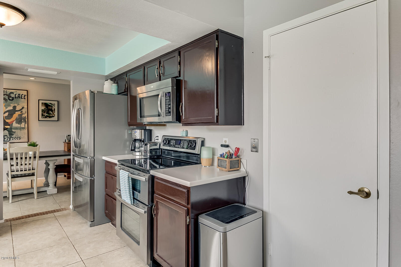 1838 East Redfield Road Phoenix, AZ 85022 - Photo 7 of 64 Kitchen - Pantry