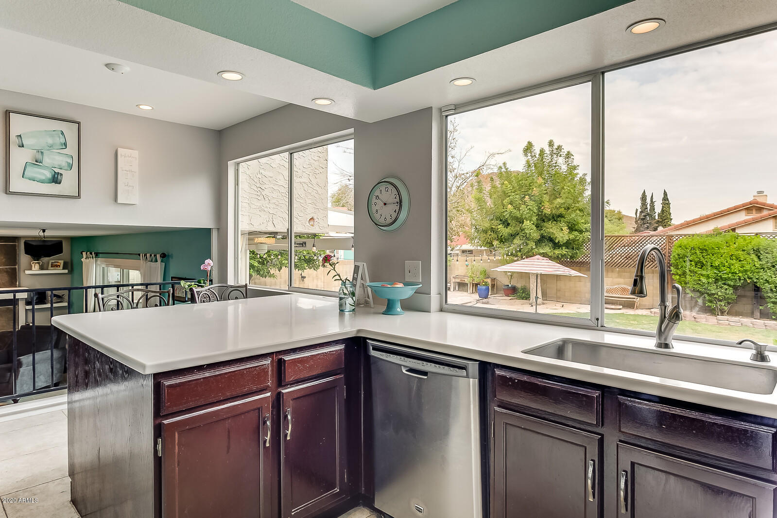 1838 East Redfield Road Phoenix, AZ 85022 - Photo 8 of 64 Kitchen - Light and Bright