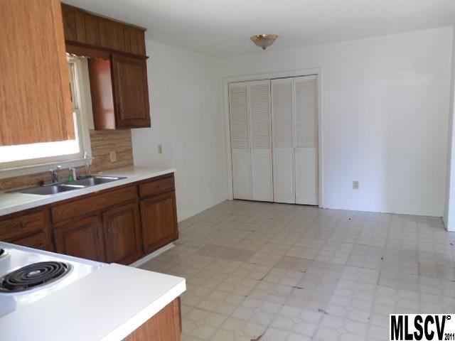 2756 Tablerock Road Lenoir, NC 28645 - Photo 8 of 13 Gallery Image 8