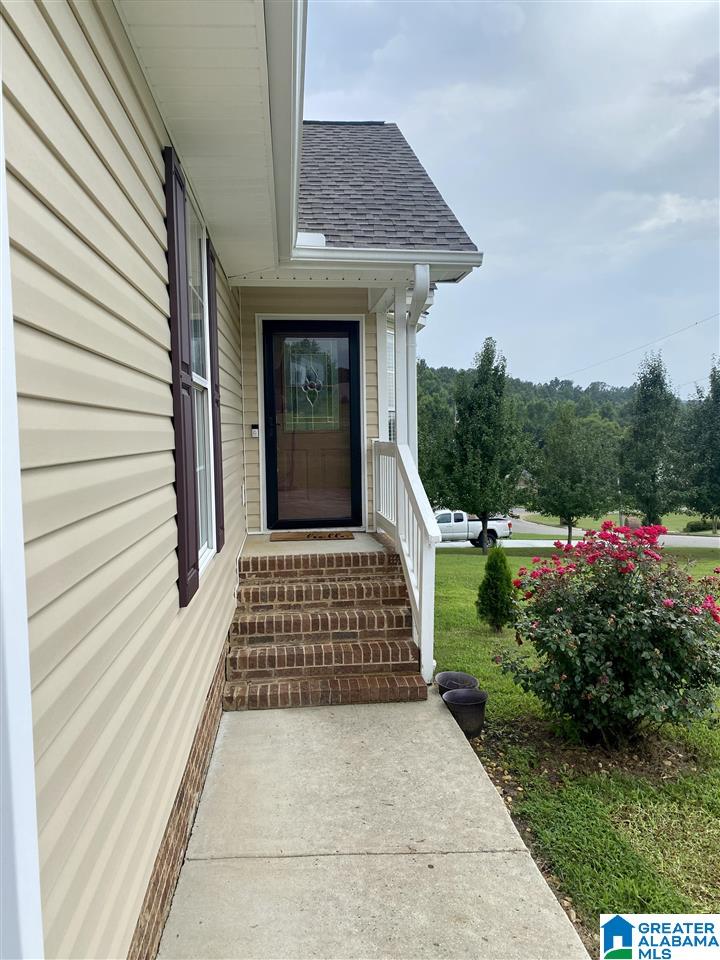 910 Ridgeway Drive Oneonta, AL 35121 - Photo 3 of 39 Gallery Image 3