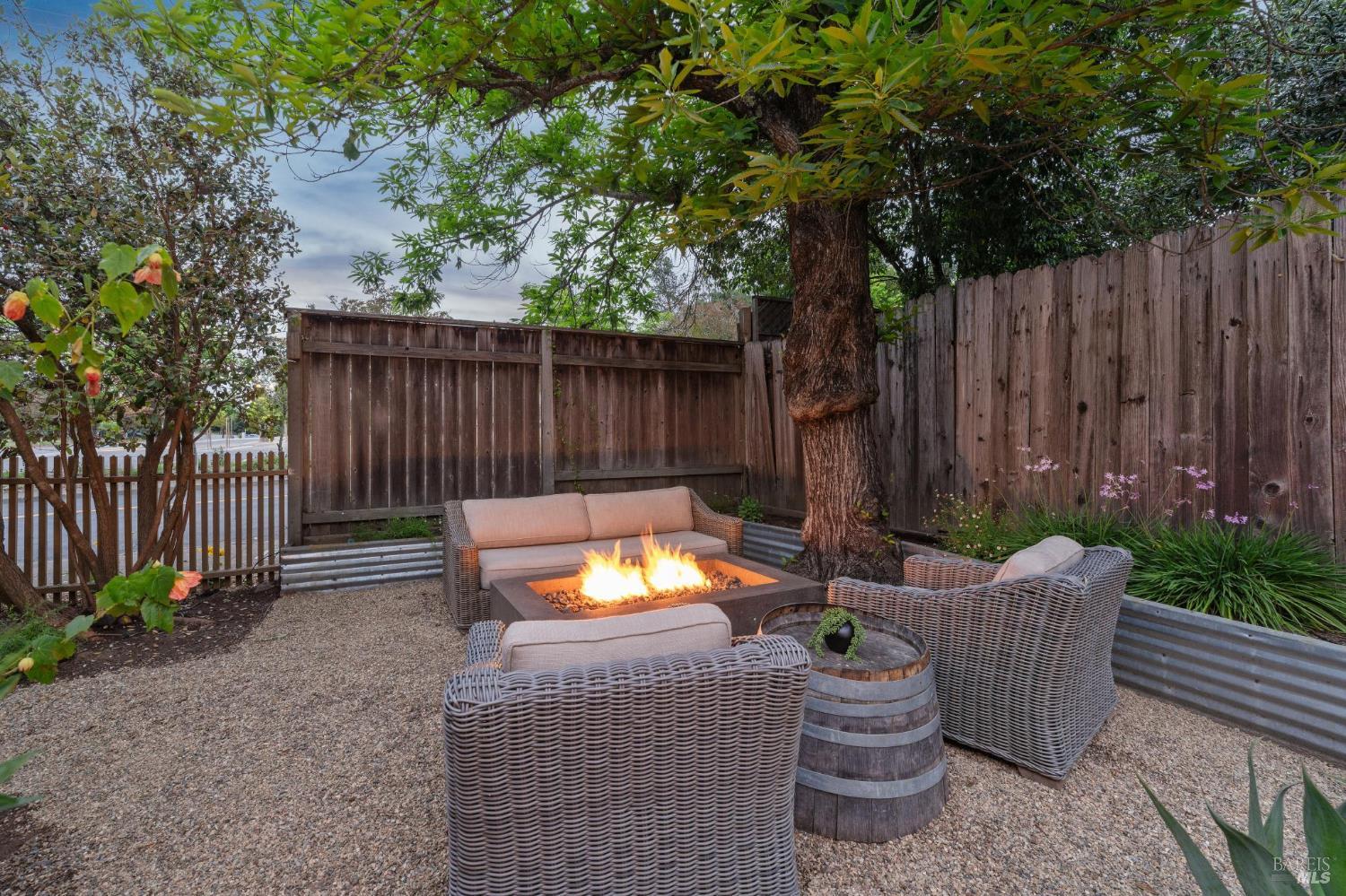 236 Powell Avenue Healdsburg, CA 95448 - Photo 27 of 34