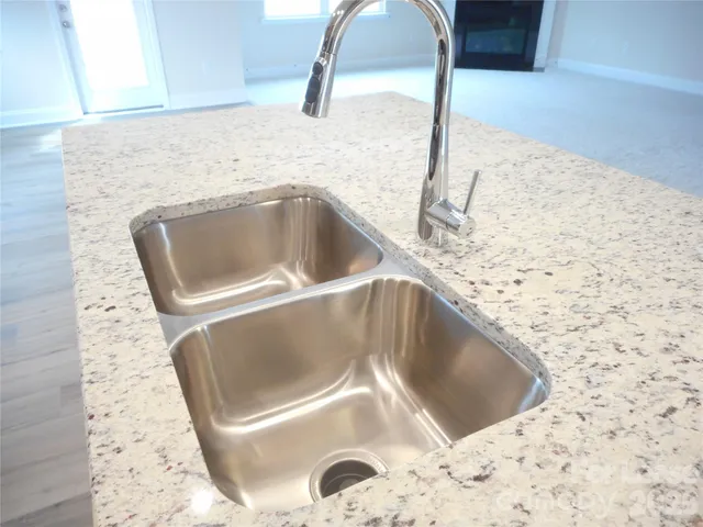 $2,495 | 17015 Dogwood Crk Lane, Charlotte, NC 28278