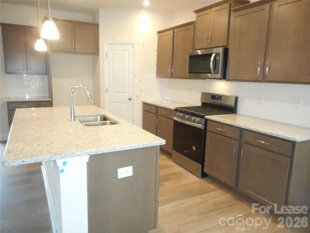 $2,495 | 17015 Dogwood Crk Lane, Charlotte, NC 28278