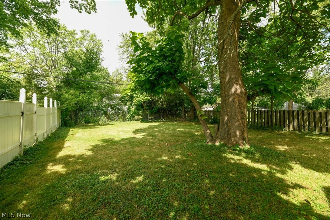 932 Cambridge Road Cleveland Heights, OH 44121 - Photo 33 of 35