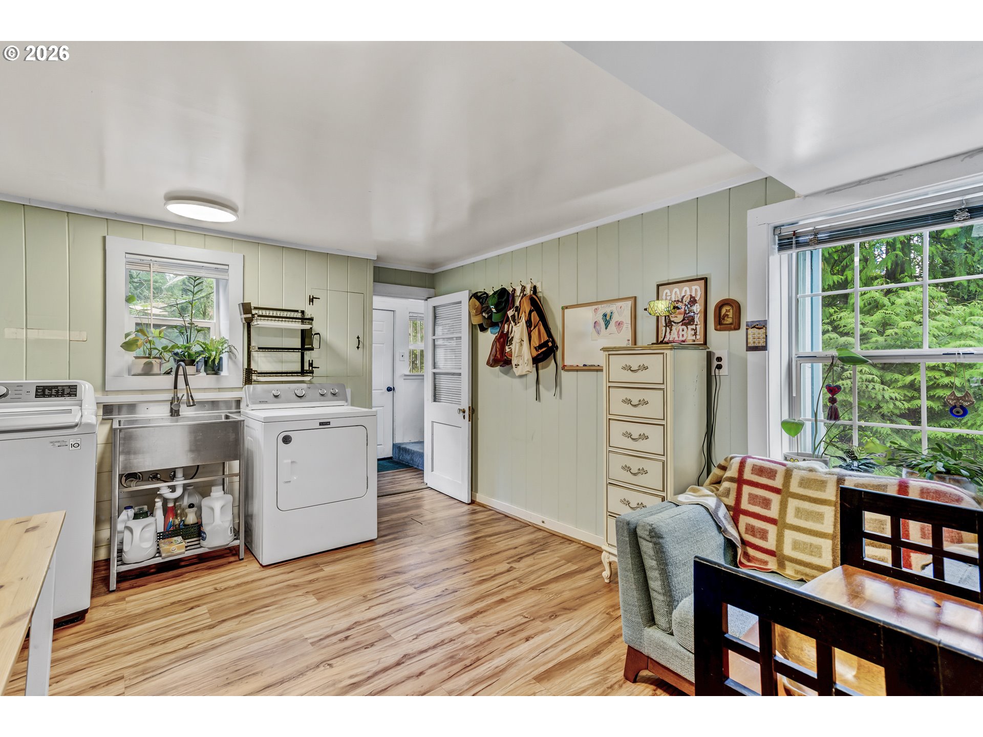 8625 Southwest 10th Avenue Portland, OR 97219 - Photo 23 of 33