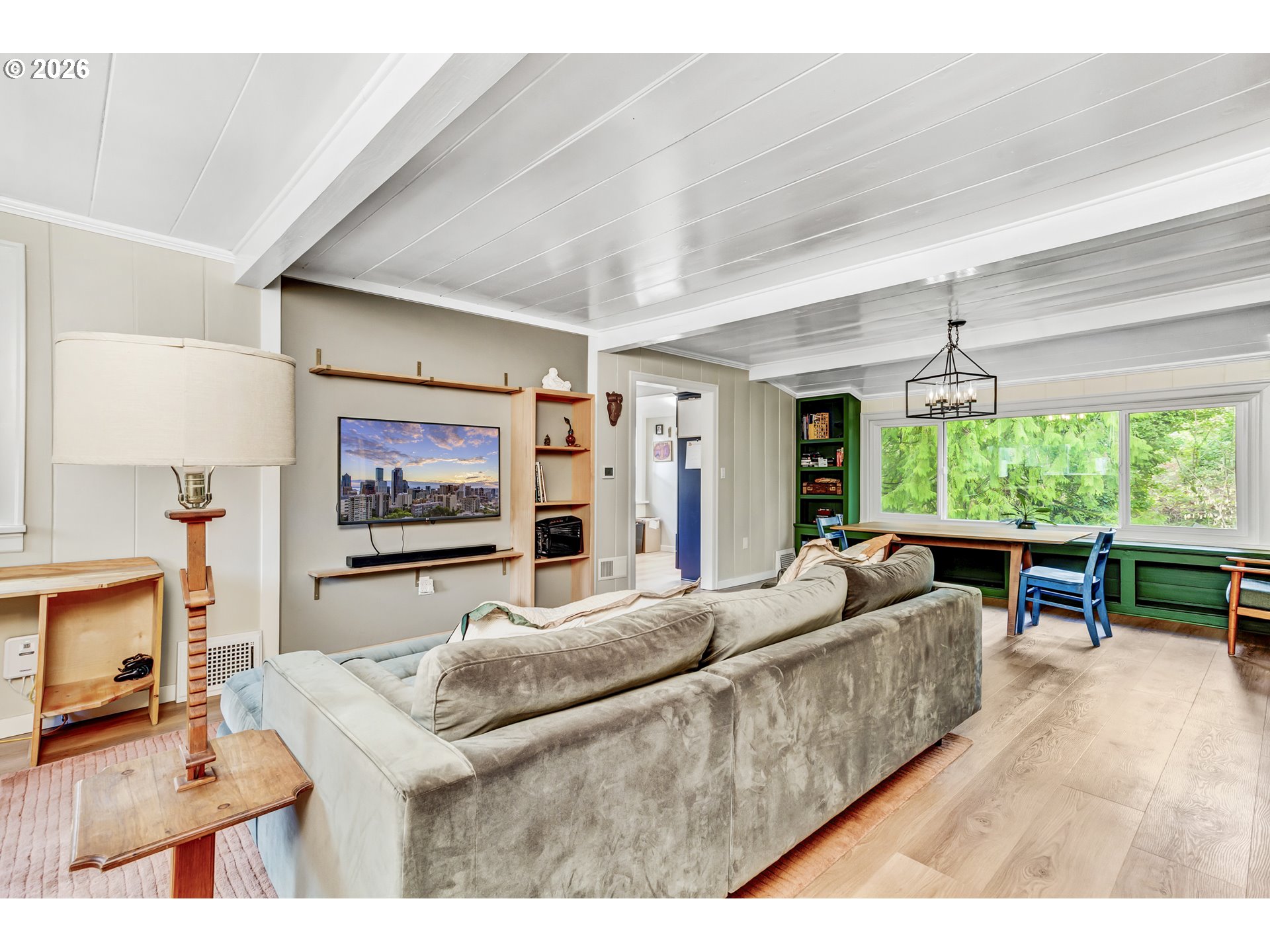 8625 Southwest 10th Avenue Portland, OR 97219 - Photo 9 of 33