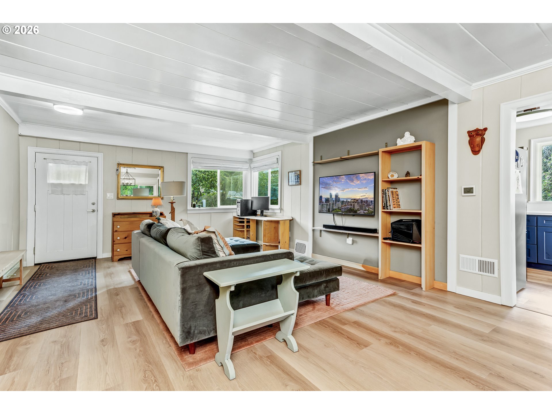 8625 Southwest 10th Avenue Portland, OR 97219 - Photo 10 of 33