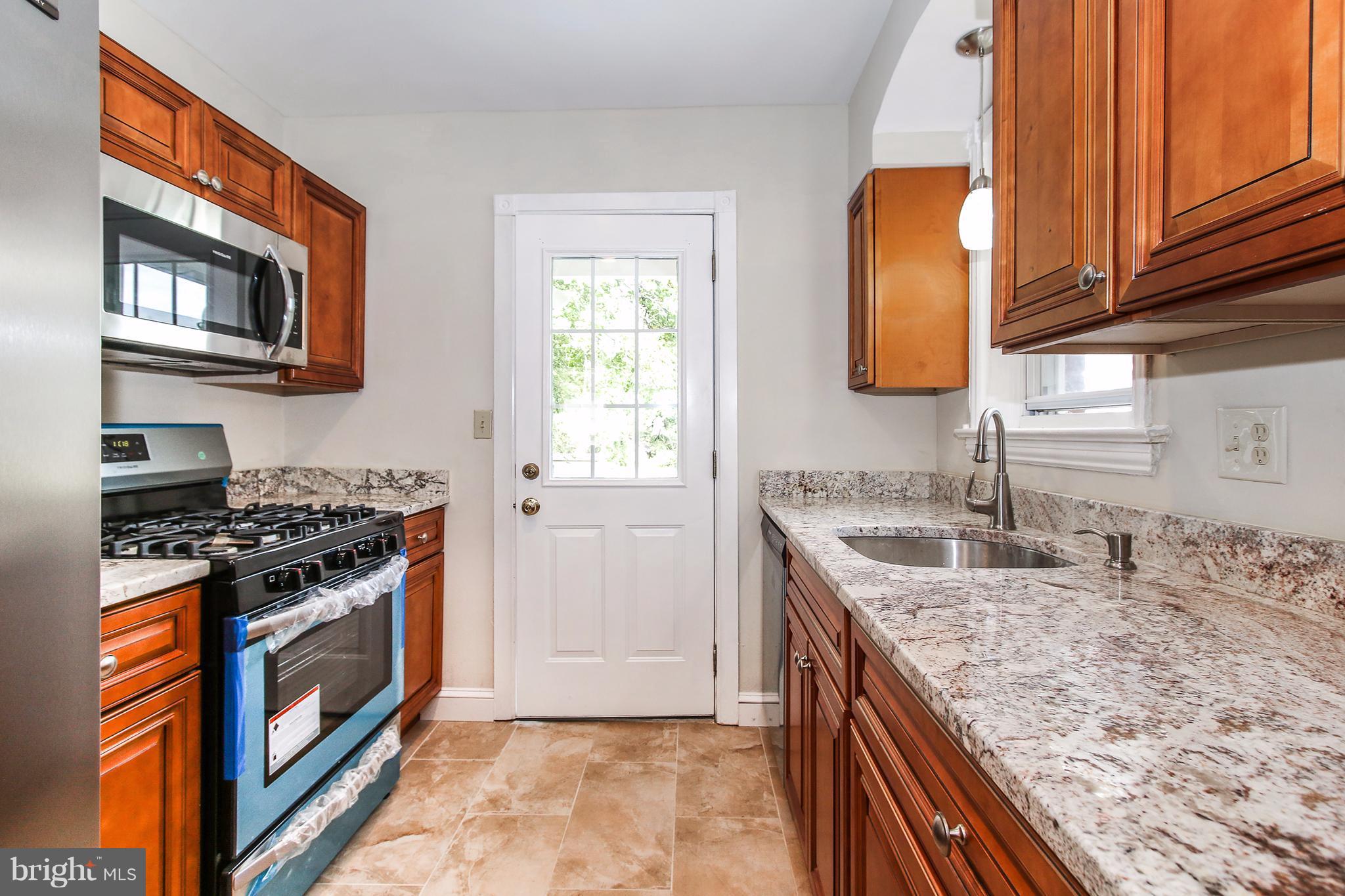 8509 Cedar Street Silver Spring, MD 20910 - Photo 11 of 26 Kitchen