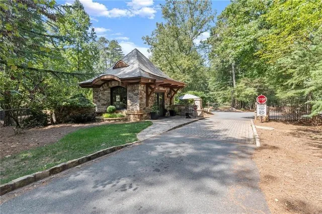 $3,999,999 | 4844 Elkhorn Hill Drive, Suwanee, GA 30024