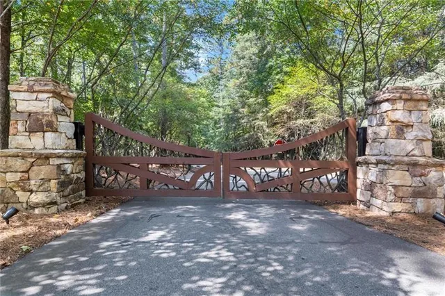 $3,999,999 | 4844 Elkhorn Hill Drive, Suwanee, GA 30024