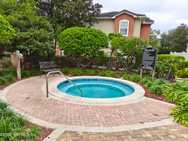 $1,800 | 10075 Gate Parkway North, Unit 1513, Jacksonville, FL 32246