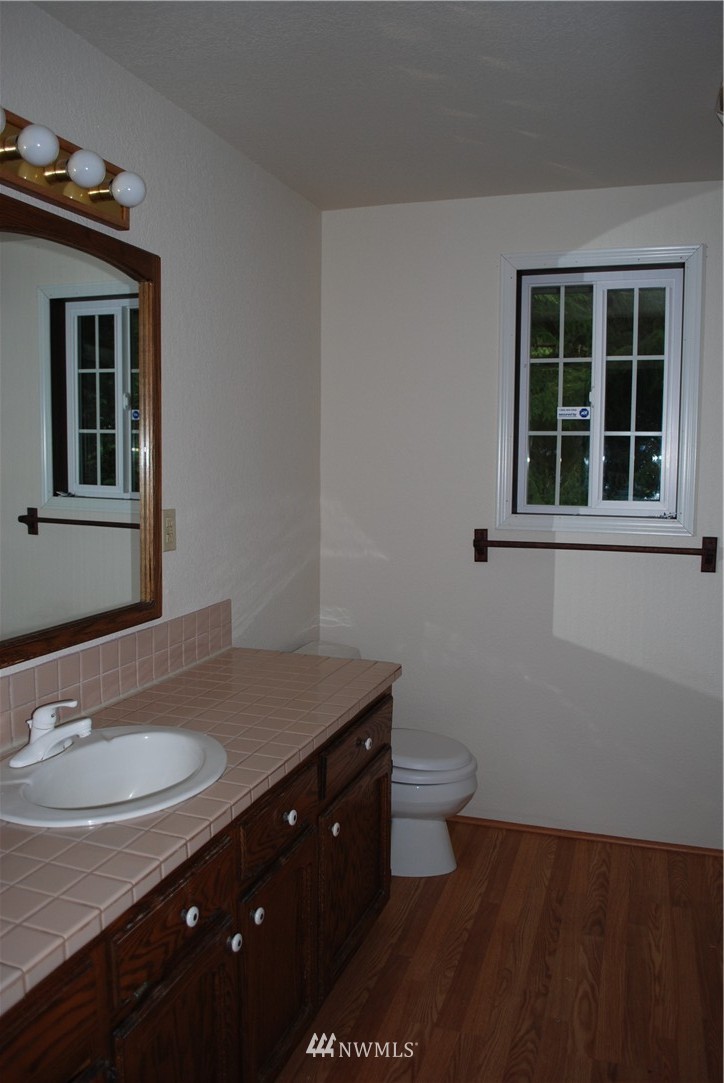 1964 Karen Road Oak Harbor, WA 98277 - Photo 12 of 17 Gallery Image 12