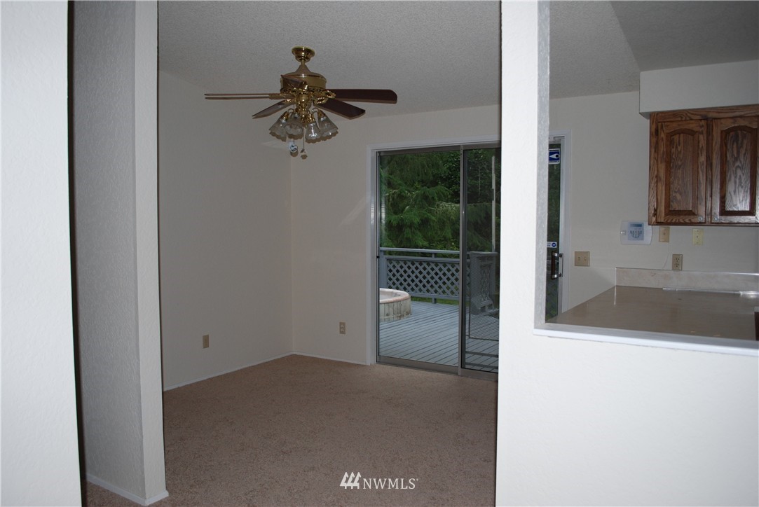 1964 Karen Road Oak Harbor, WA 98277 - Photo 5 of 17 Gallery Image 5