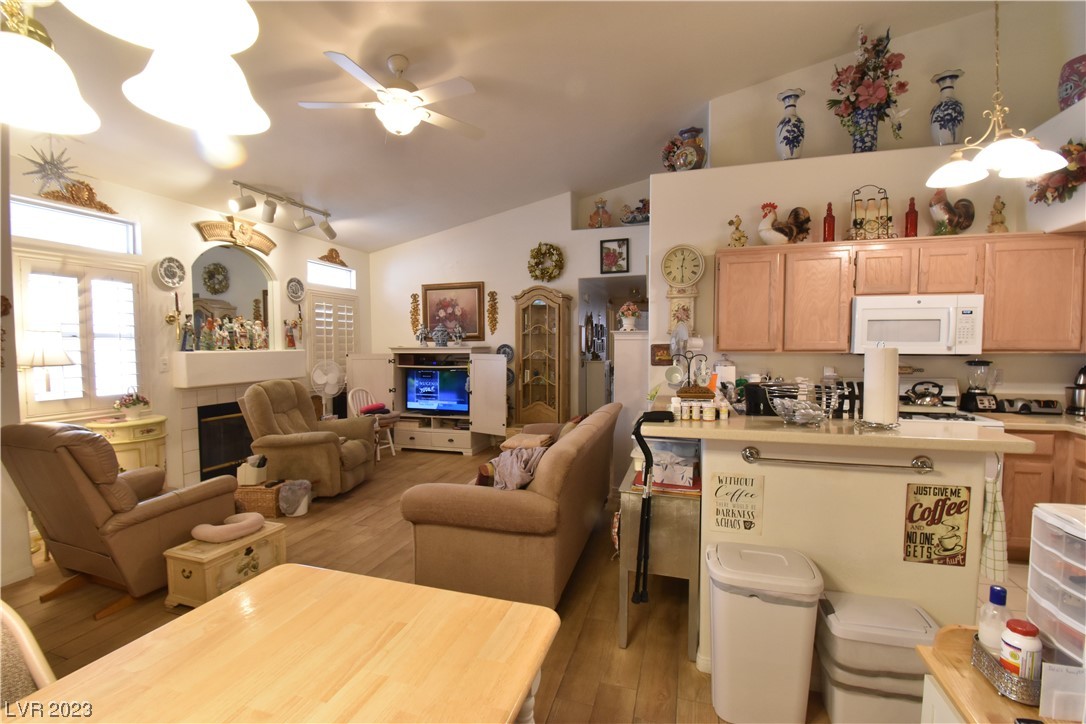 5368 Runningbrook Road Las Vegas, NV 89120 - Photo 4 of 35
