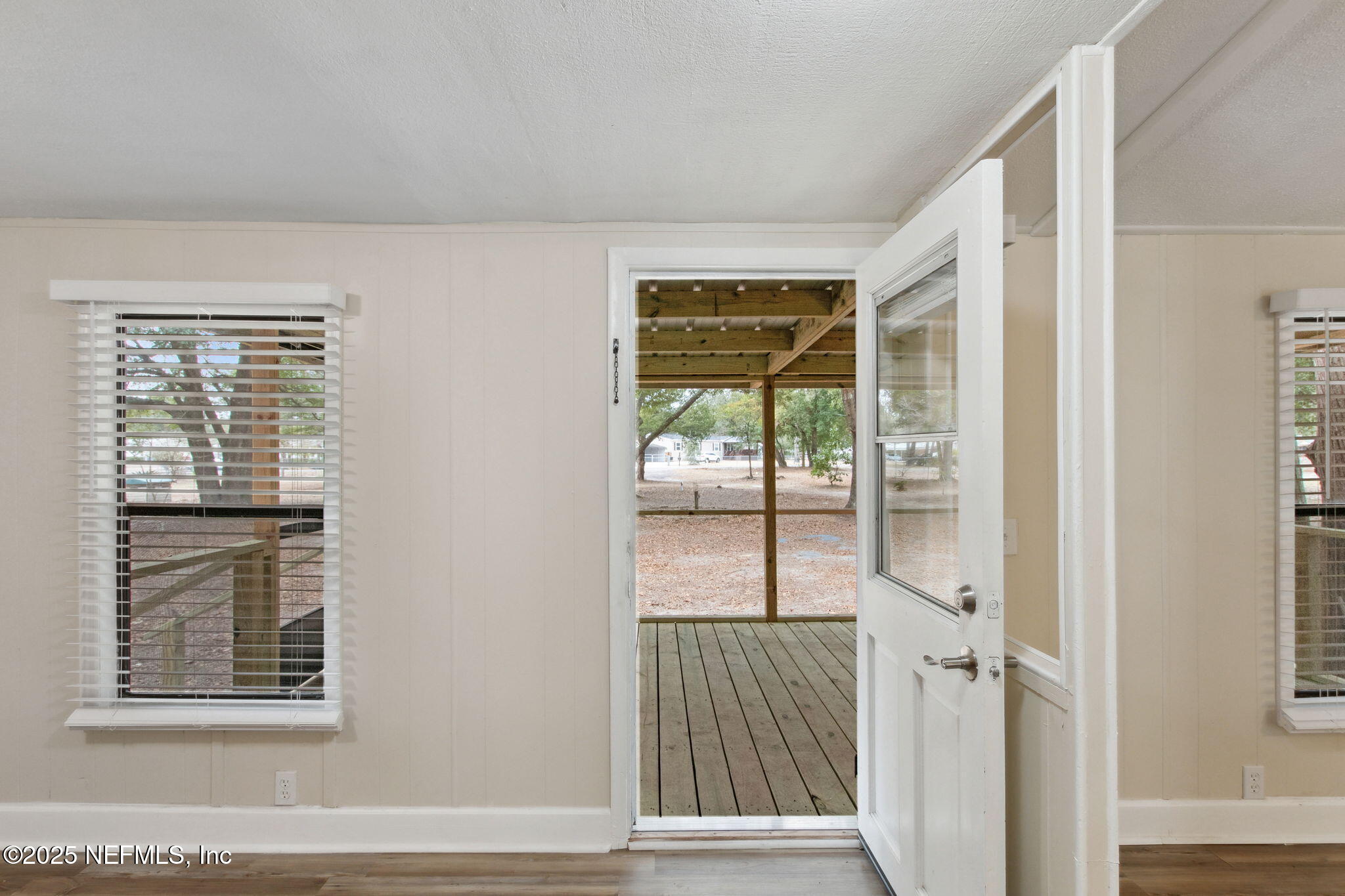 97213 Amy Drive Yulee, FL 32097 - Photo 7 of 36 10-web-or-mls-97213 Amy Dr-15