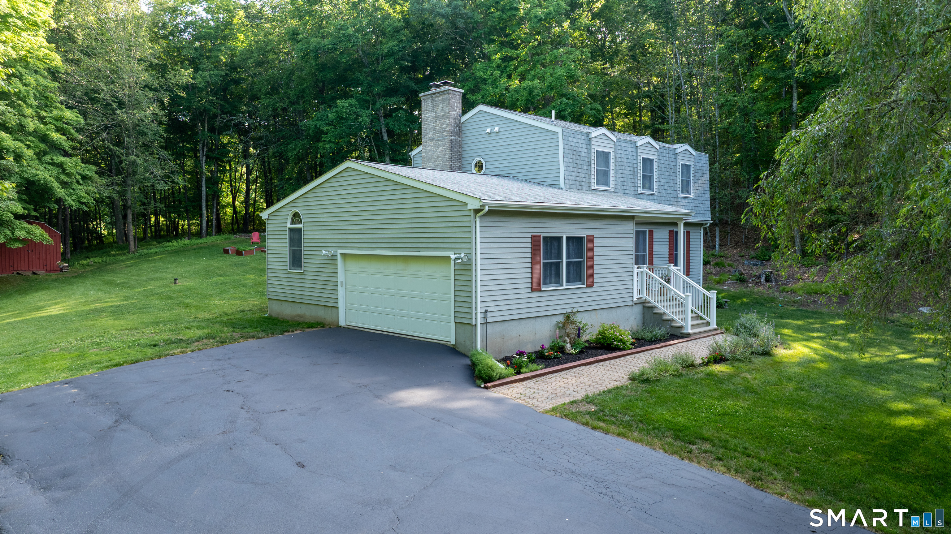 85 White Plains Road Norwich, CT 06360 - Photo 4 of 40