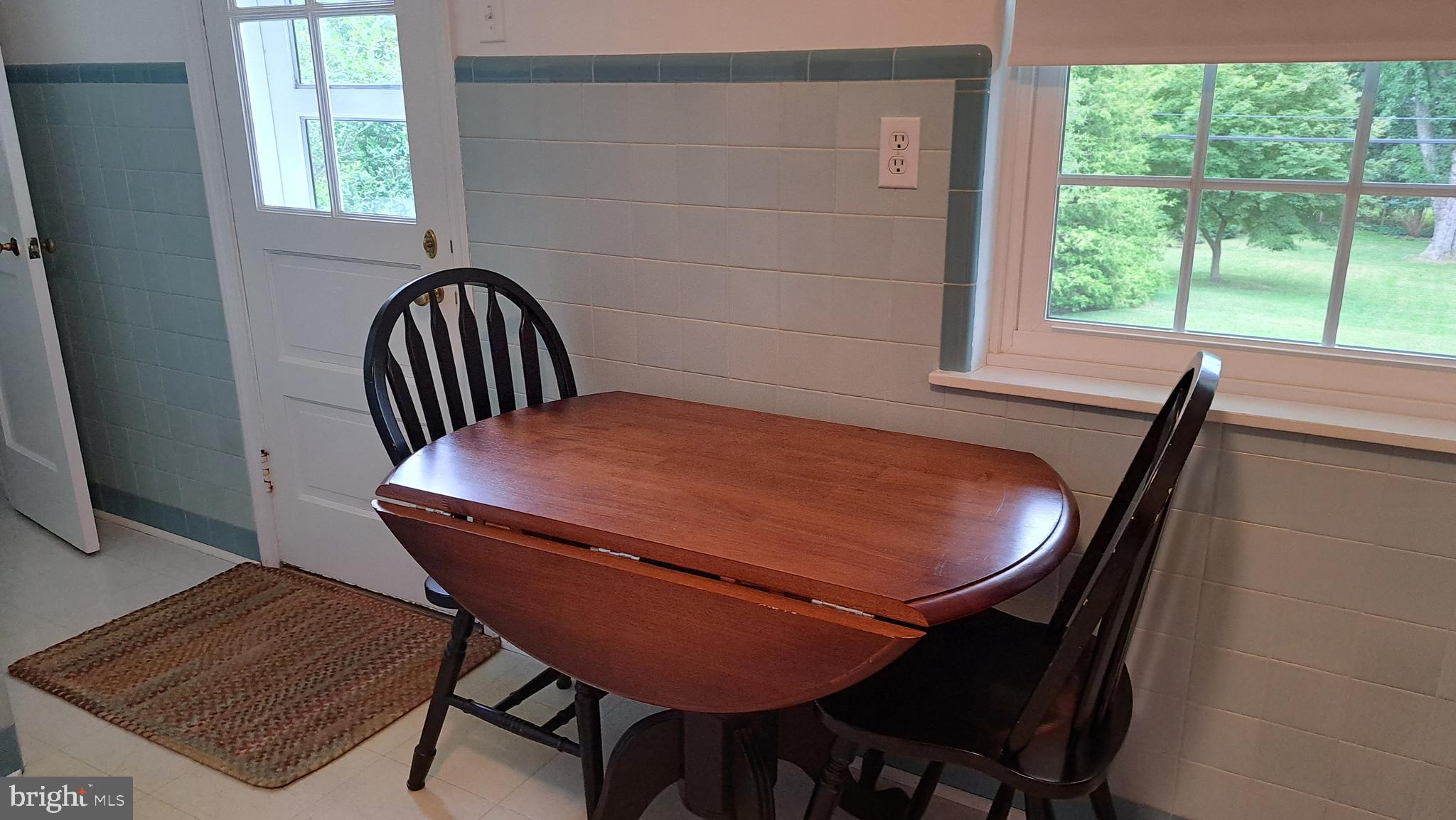 6320 Sunnybrook Road Flourtown, PA 19031 - Photo 3 of 53 Eat In Kitchen