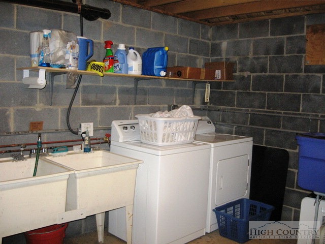 3403 Bare Creek Road Jefferson, NC 28640 - Photo 12 of 20 Gallery Image 12