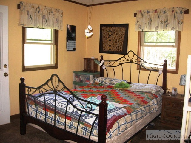 3403 Bare Creek Road Jefferson, NC 28640 - Photo 9 of 20 Gallery Image 9