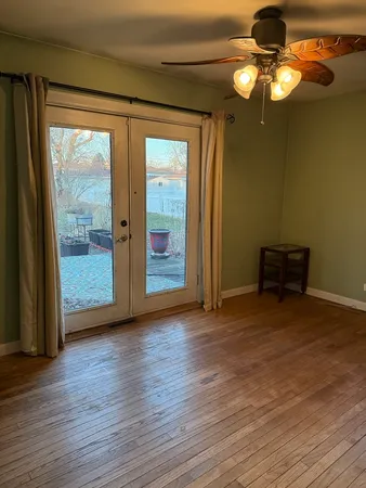 $2,900 | 655 Comstock Avenue, Elmhurst, IL 60126