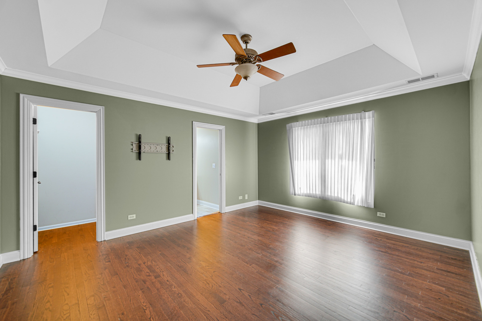 3N777 Walt Whitman Road St. Charles, IL 60175 - Photo 10 of 29