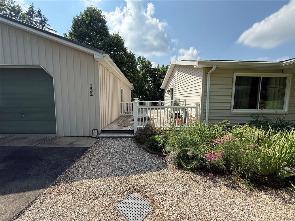 132 Harris Road Butler, PA 16002 - Photo 5 of 27