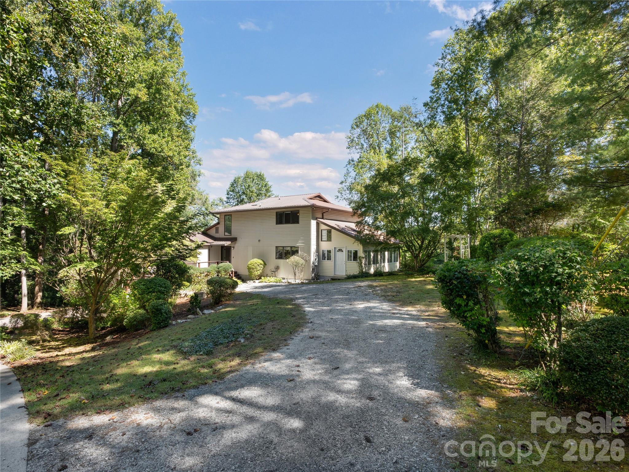 623 Owensby Road Hendersonville, NC 28792 - Photo 1 of 36 Gallery Image 1