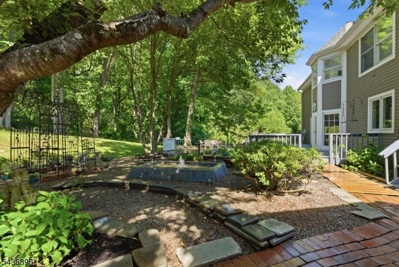 6 Fawn Ridge Road Lebanon, NJ 08833 - Photo 45 of 50