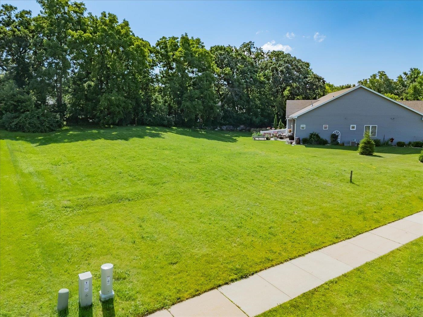 1907-1909 Dondee Road Madison, WI 53716 - Photo 3 of 11