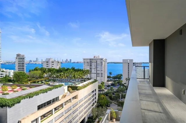 $845,000 | 1451 Brickell Avenue, Unit 1106, Miami, FL 33131