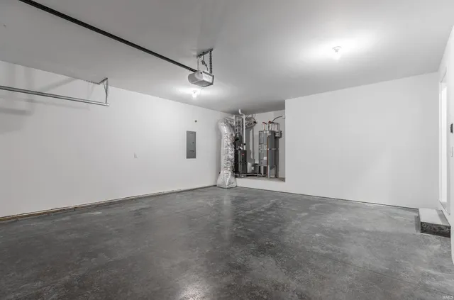 $369,900 | 3103 Fehme Court, Evansville, IN 47725