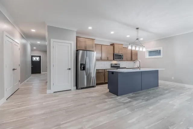 $369,900 | 3103 Fehme Court, Evansville, IN 47725