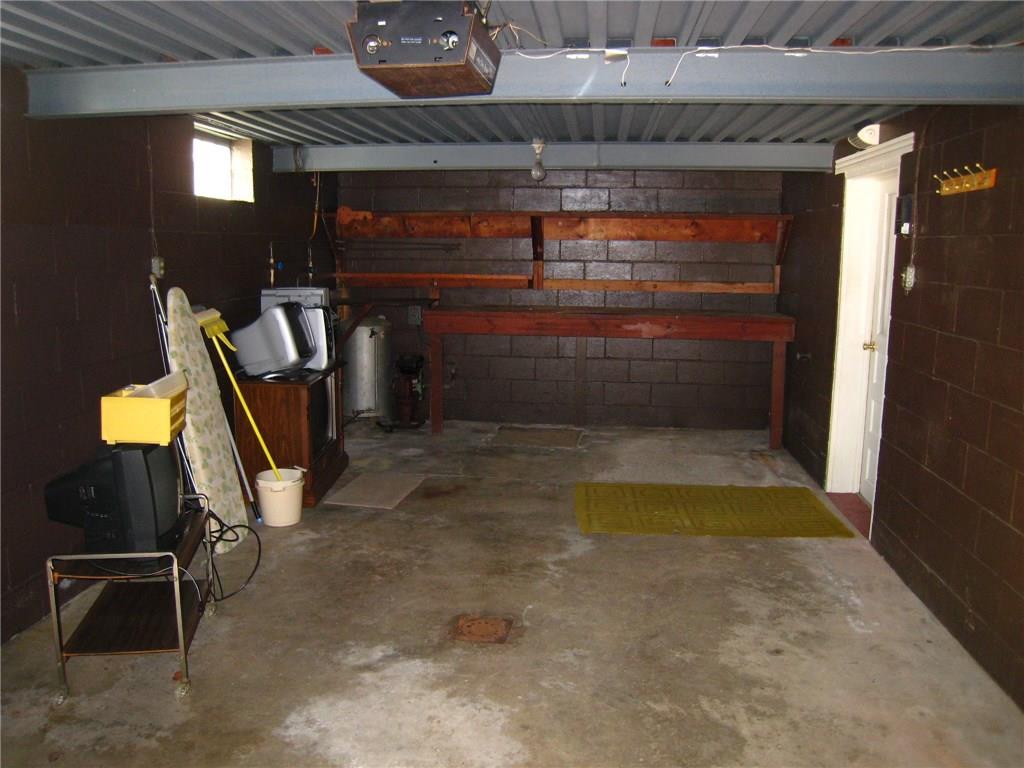 563 Engle Road Ohioville, PA 15052 - Photo 16 of 25 1 car integral garage