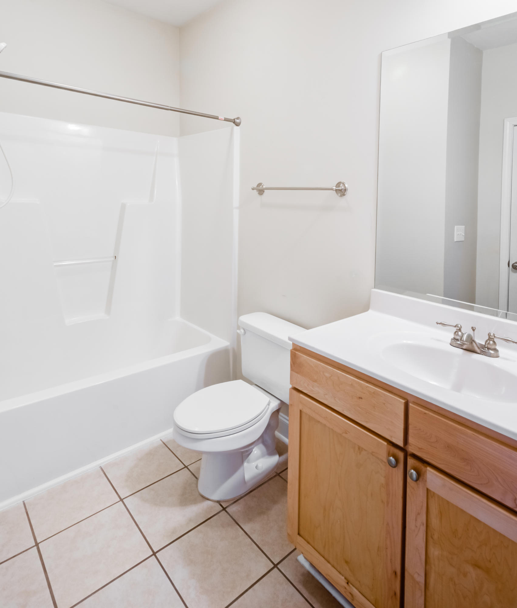1114 Basildon Road Mount Pleasant, SC 29466 - Photo 22 of 29 Guest Bathroom