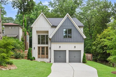 $1,615,000 | 2425 Oostanaula Drive Northeast, Brookhaven, GA 30319