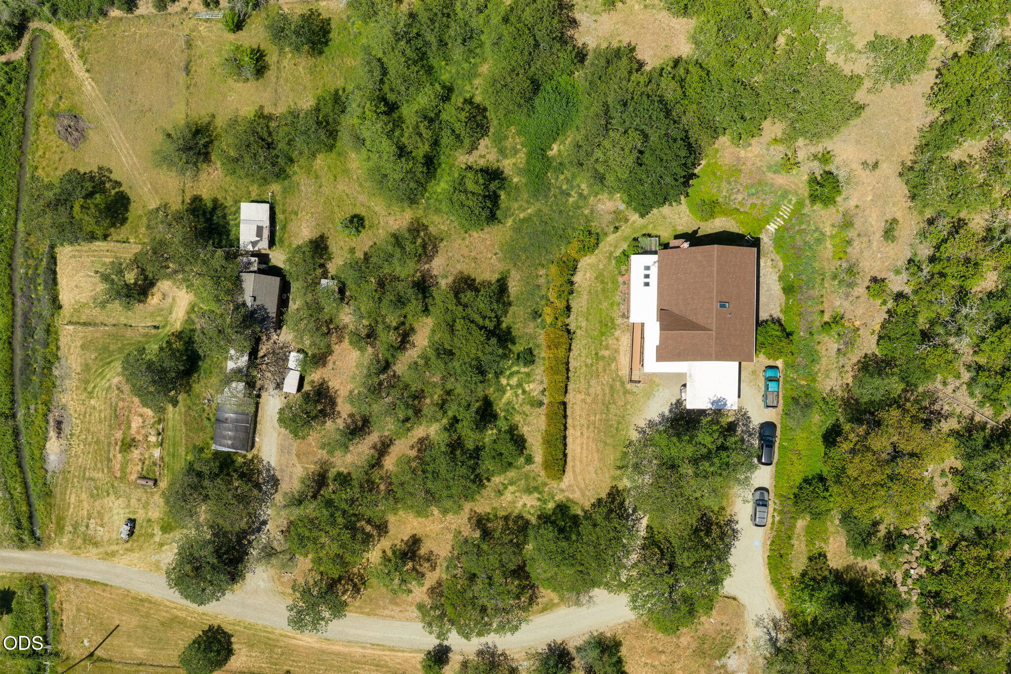 15336 Highway 62 Eagle Point, OR 97524 - Photo 3 of 50 03